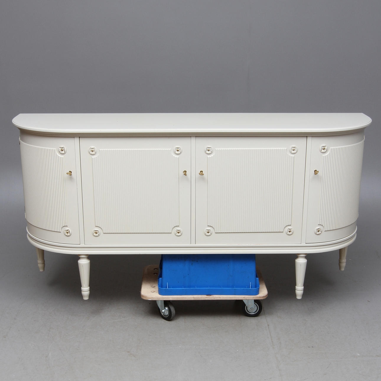 MATSALSBUFFÉ, gustaviansk stil, 1900-tal.