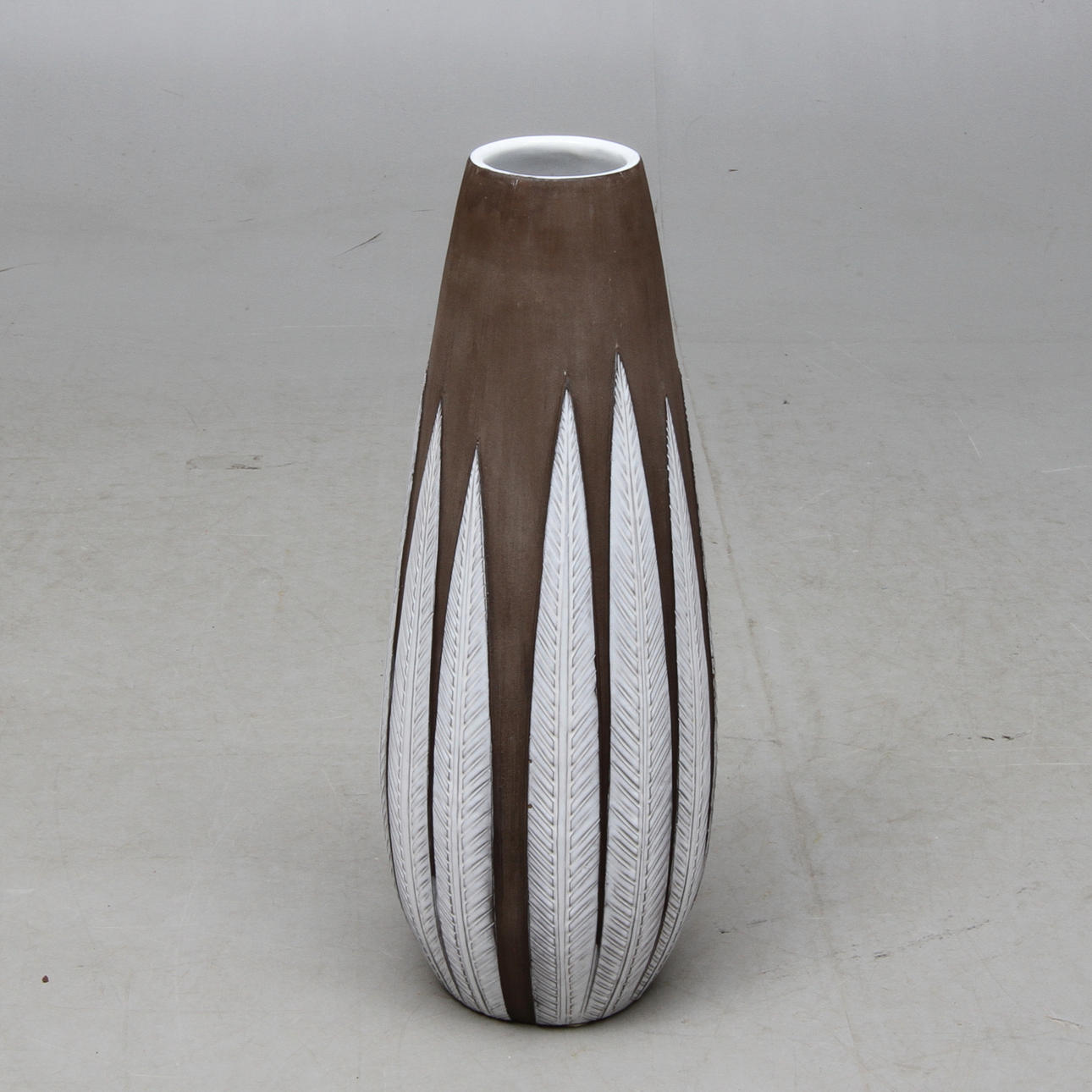 GOLVVAS, keramik, "Paprika", Anna-Lisa Thomson, Uppsala ekeby.