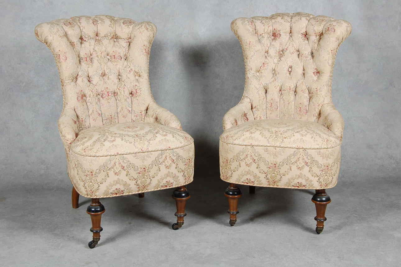 EMMAFÅTÖLJER, 1 par 1800-tal.