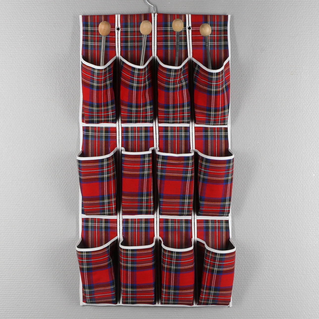 SKOHÄNGARE, samt SKOBLOCK, 4 st, 1900-talets senare hälft.