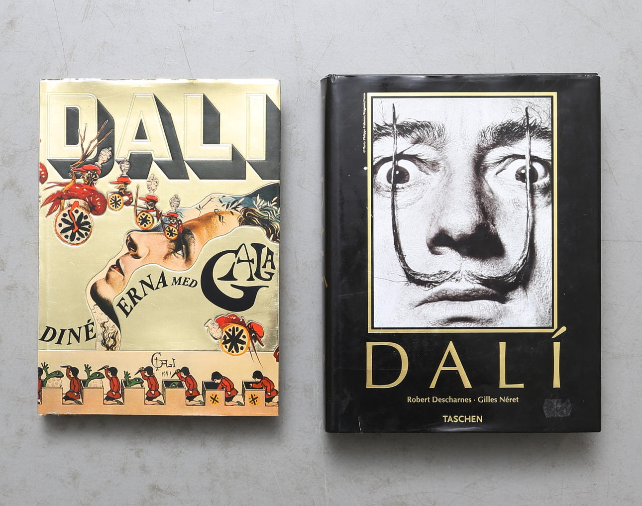 BÖCKER, 2 st, "Dinéerna med Gala" samt "Dali: the paintings".