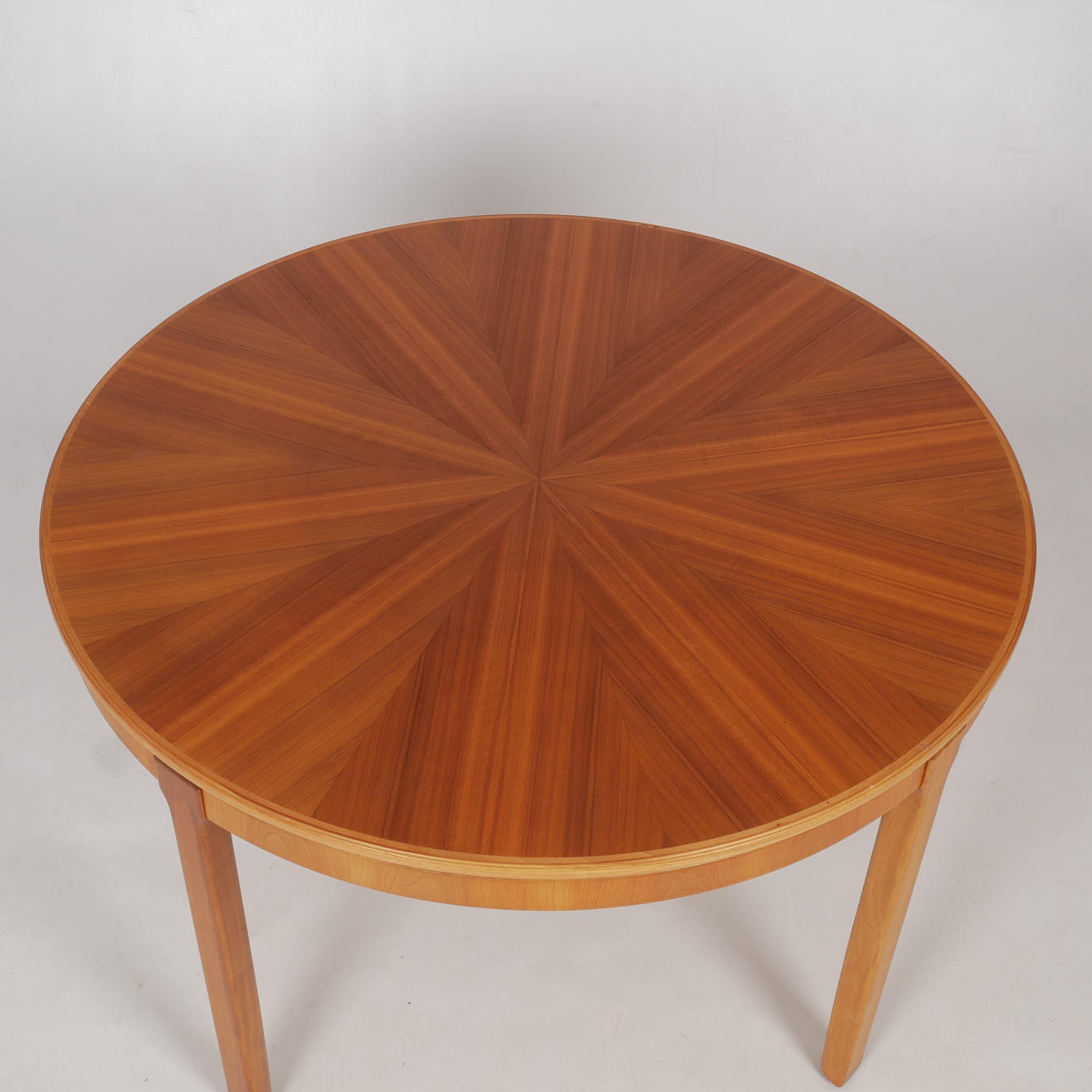 CARL MALMSTEN. Couchtisch „Samsas“.