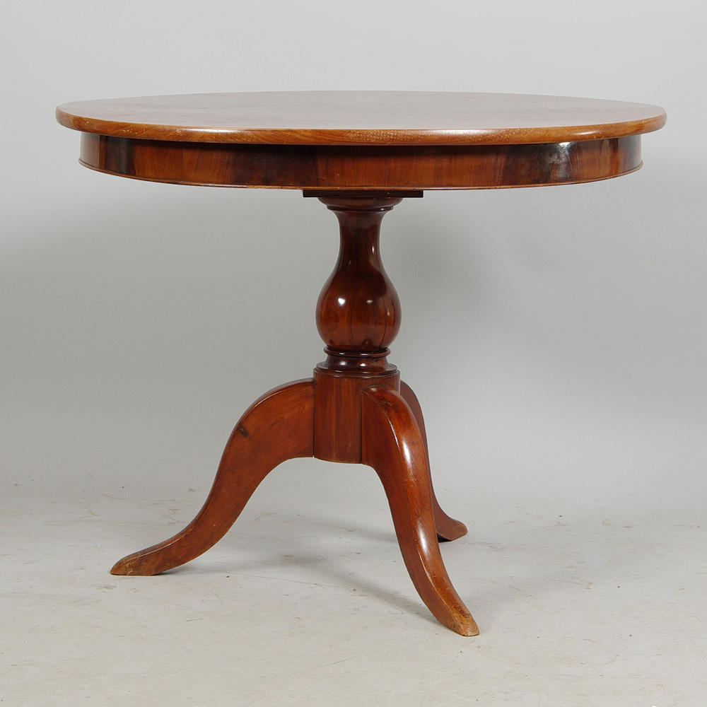 SALONGSBORD, mahogny, rokokostil.