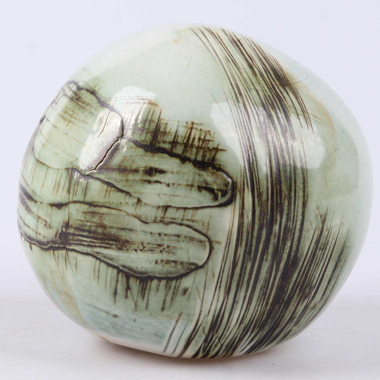 DAGMAR ÄNGGÅRD. Skulptur, stengods, signerad.