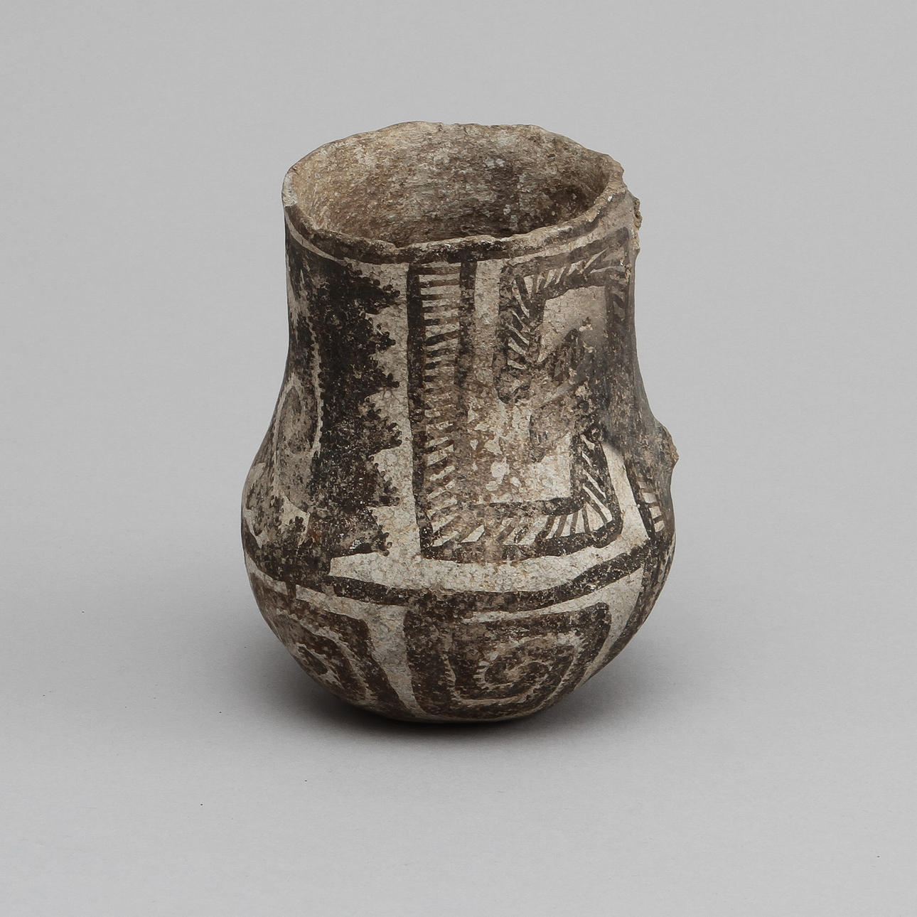 URNA, lergods, precolumbiansk, Mellanamerika.