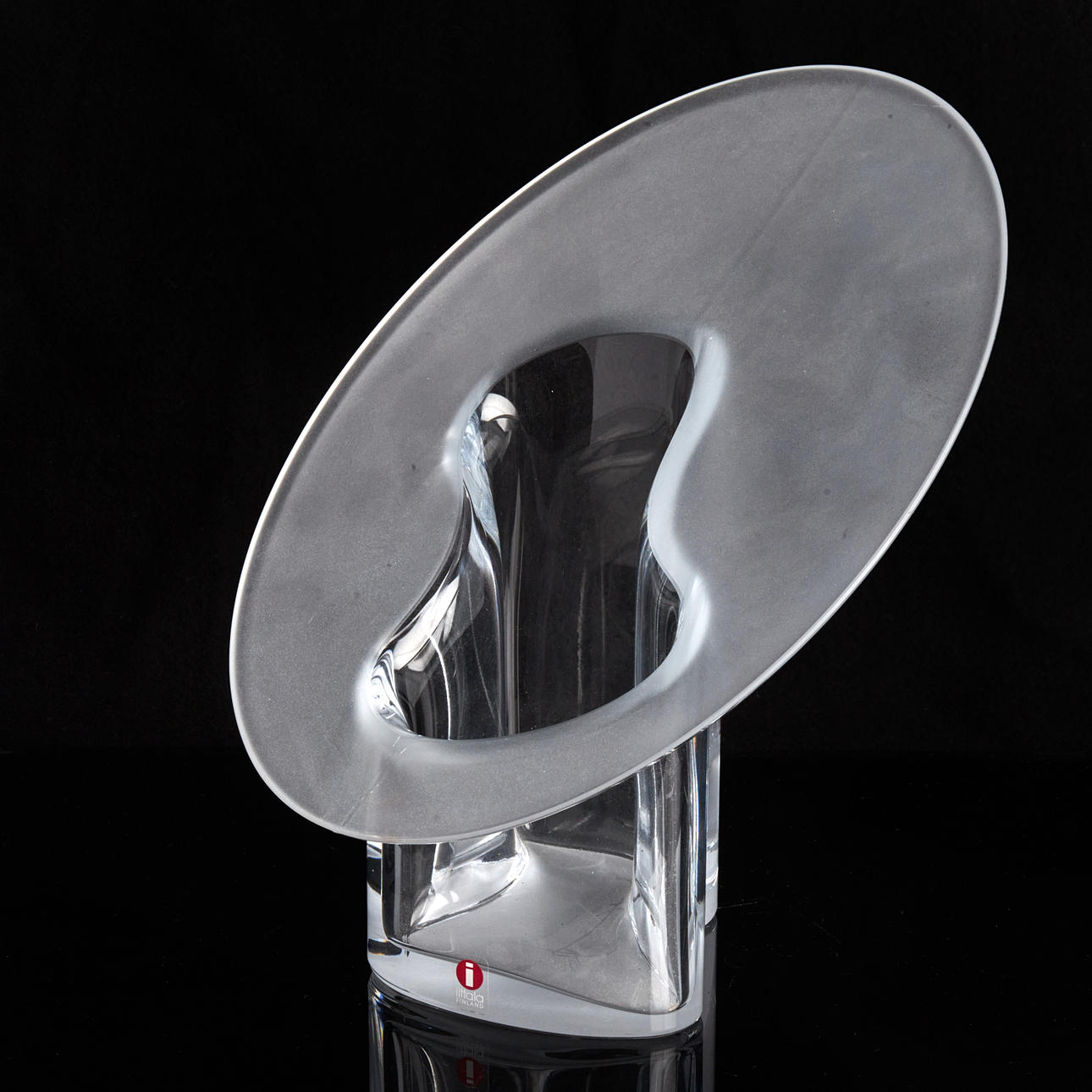 TIMO SARPANEVA. Vase, 