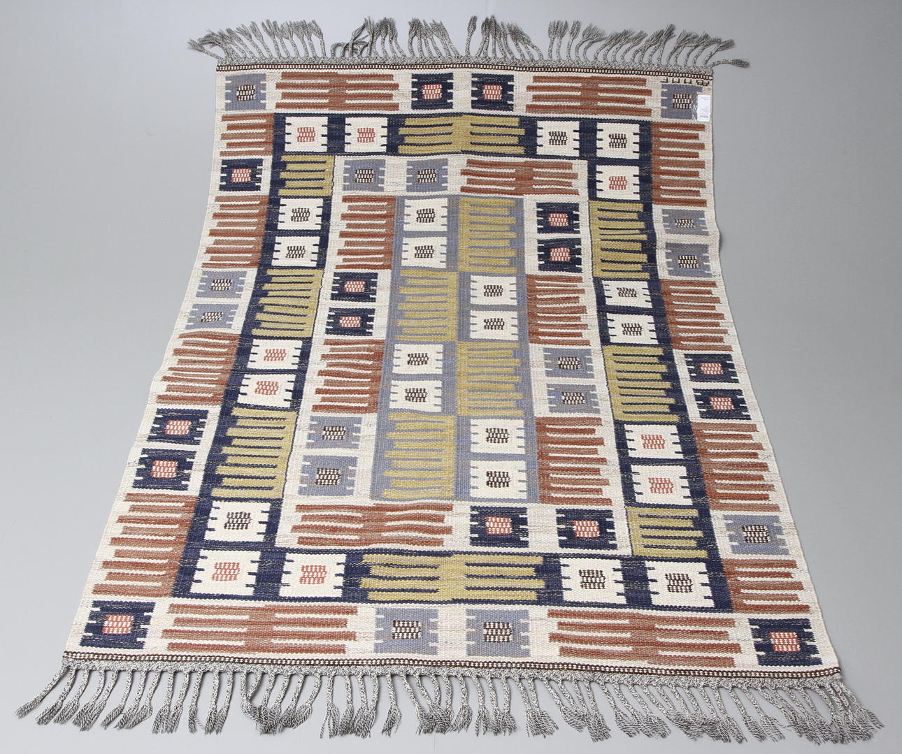 MÄRTA MÅÅS FJETTERSTRÖM, "Porslinsmattan", rölakan. 210 x 160 cm. .