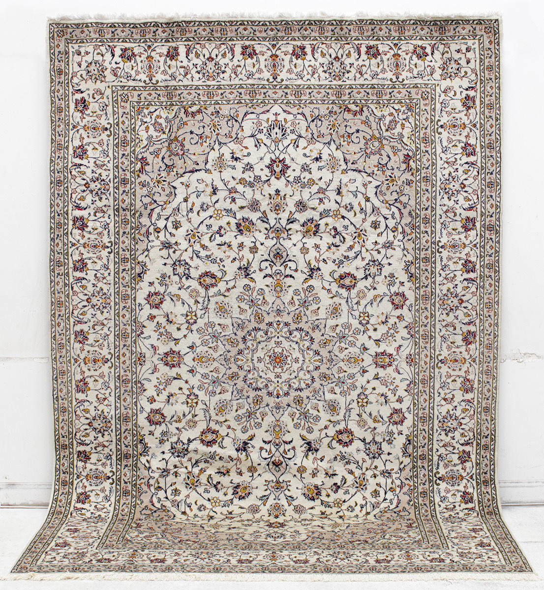 MATTA, Persisk, ljus Keshan (fine), 312 x 213 cm.