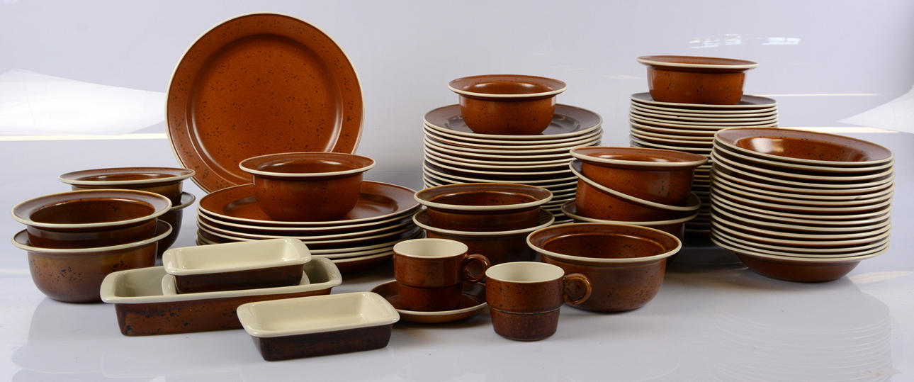 SERVISDELAR, 85 st. "Coq", Stig Lindberg, Gustavsberg.