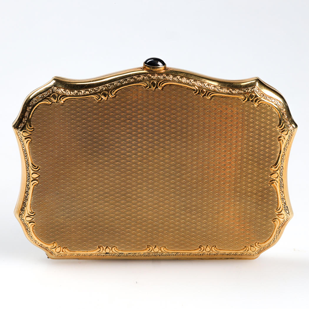 CIGARETTE CASE, in 14K gold, 91 grams.