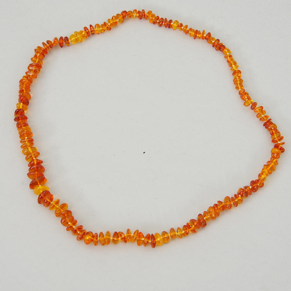 HALSBAND, bärnsten.