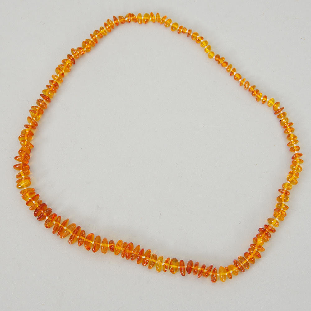 HALSBAND, bärnsten.