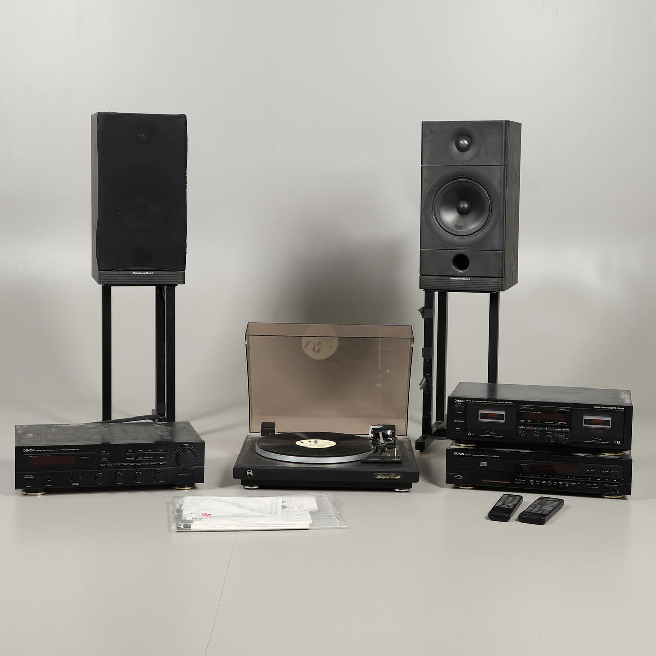 EN MÄNGD HI-FI SEPARERAR.