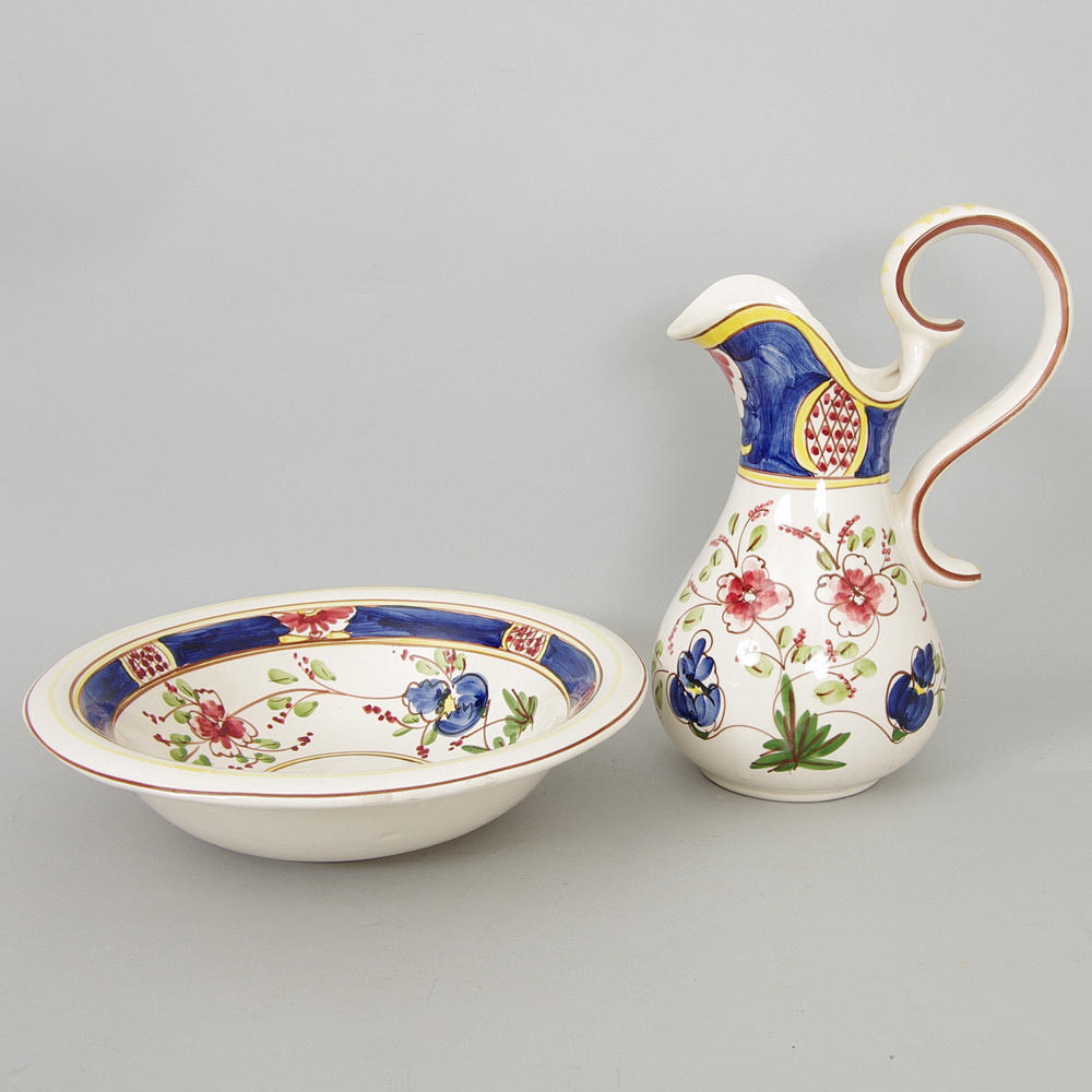 KANNA SAMT TVÄTTFAT, porslin.