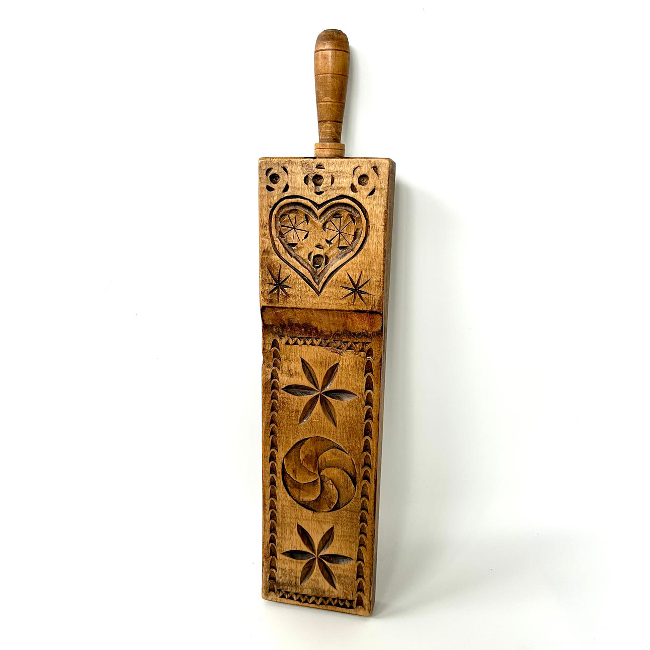 MANGELBRETT - HOLZ - HANDGESCHNITZT - VINTAGE.