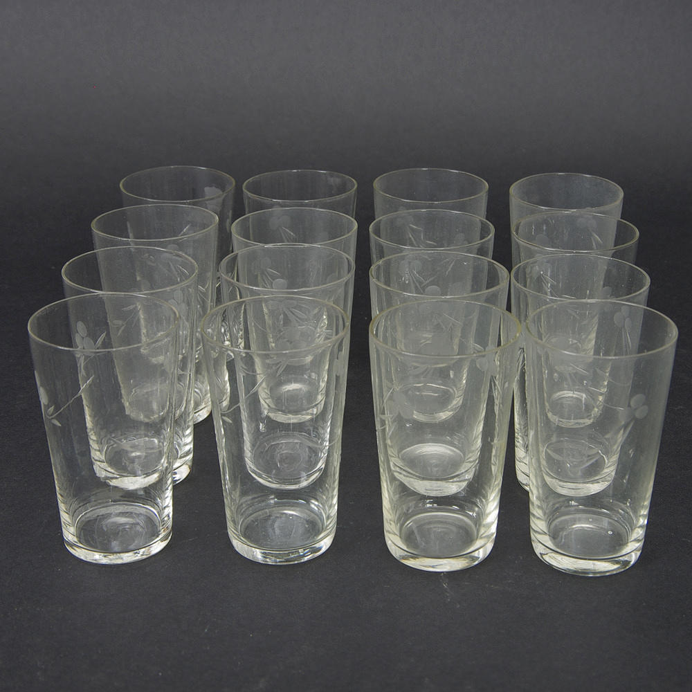 SELTERGLAS, 16 stycken, etsad dekor.