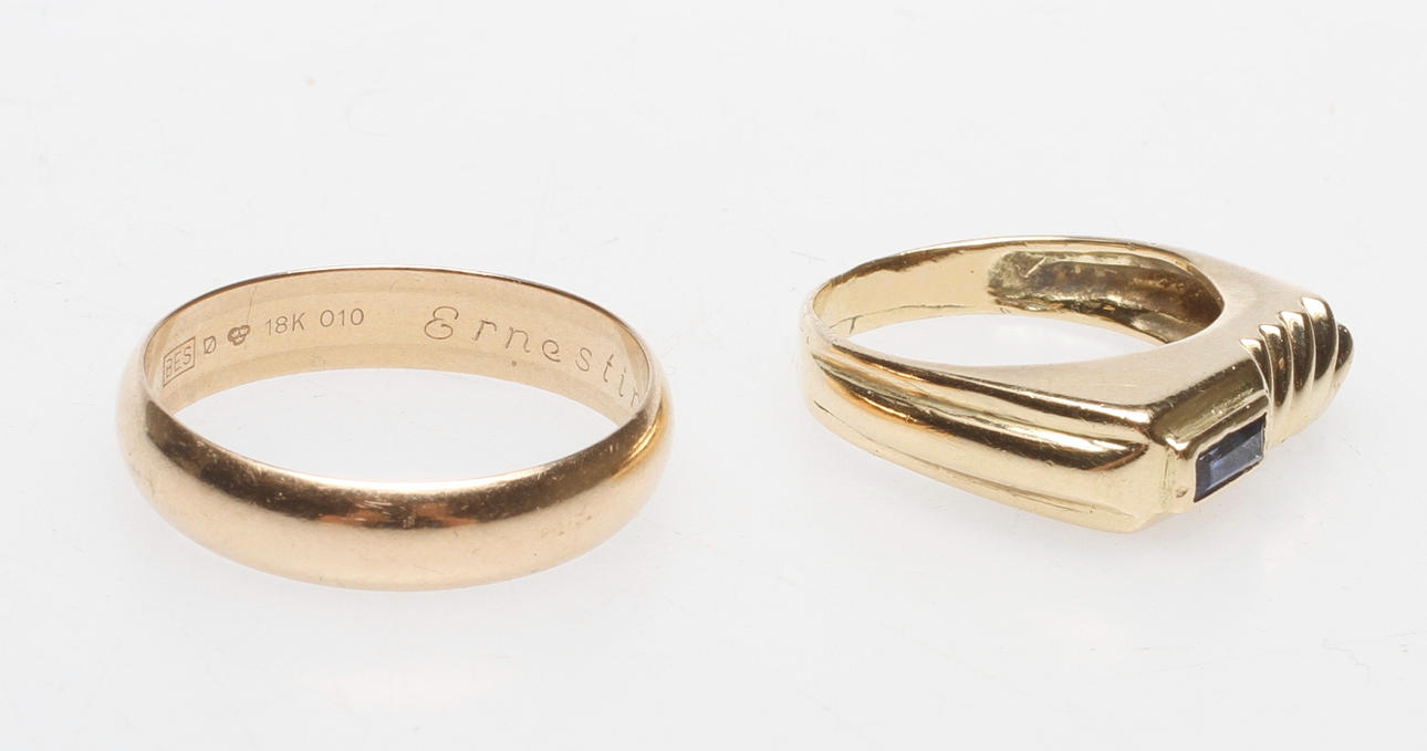 RINGAR 2st, 18k guld ca 10.1gr.