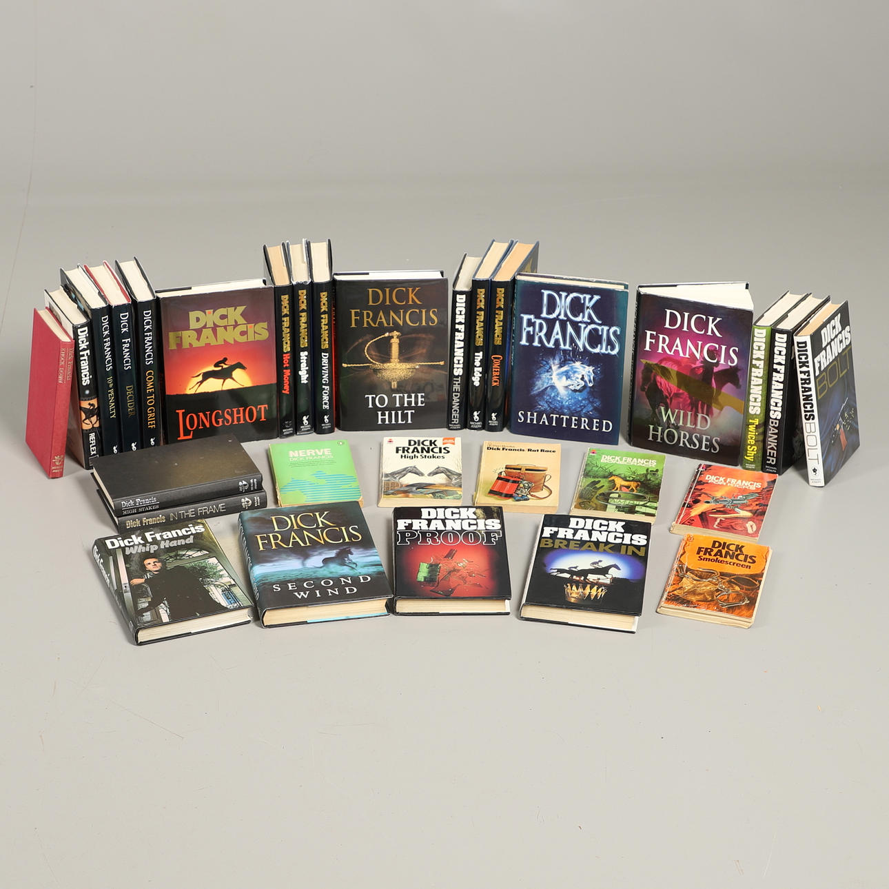 DICK FRANCIS - SAMLING AF HARDBACK BØGER.