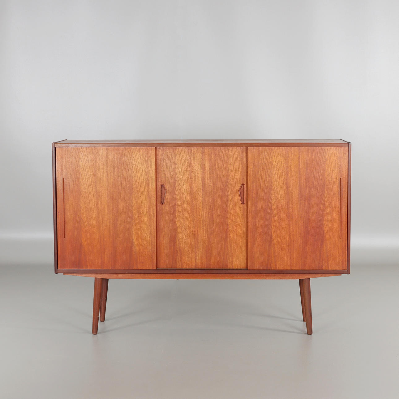 SKÆNK, teak, Westergaard Møbelfabrik, Silkeborg, Danmark, 1960'erne.