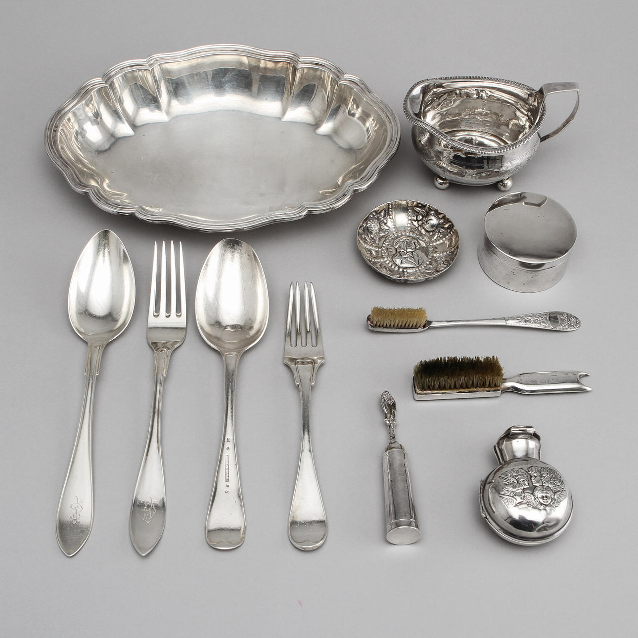 SILVER, 12 delar, ca 890 gram.