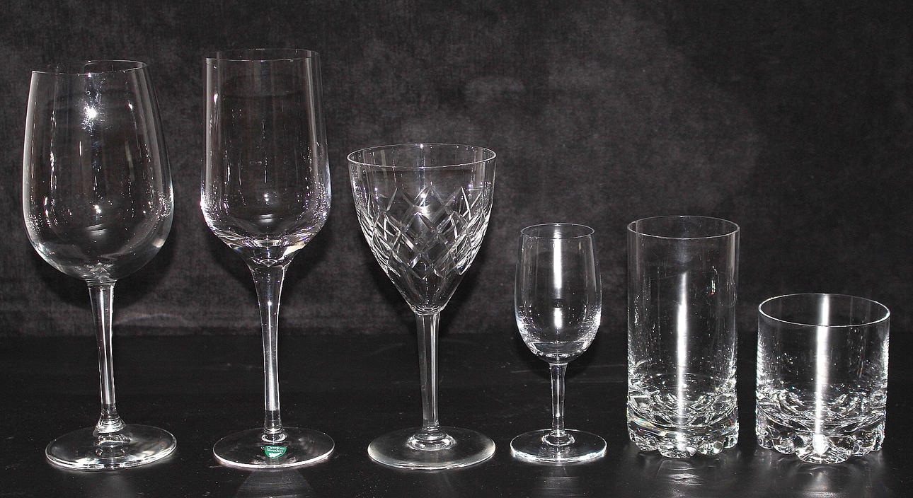 DIVERSE, glas, 14 st, bl.a Orrefors.