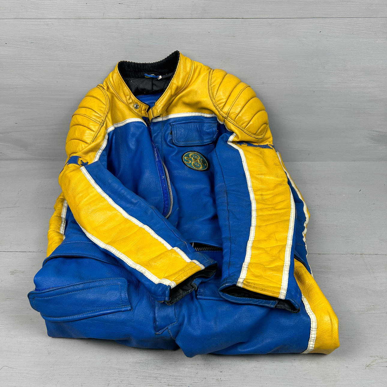 SKINNSTÄLL, Halvarsson, 1980-tal.