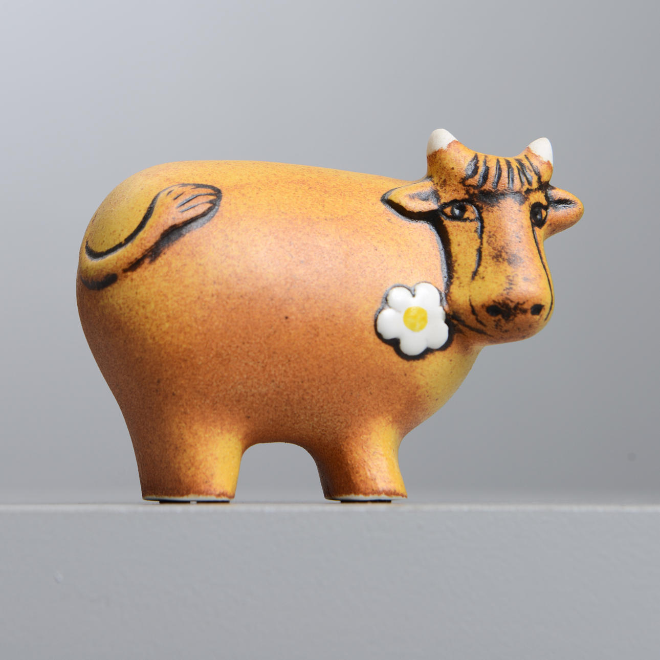 LISA LARSON. Kossa, K-Studio, Gustavsberg, década de 2000.