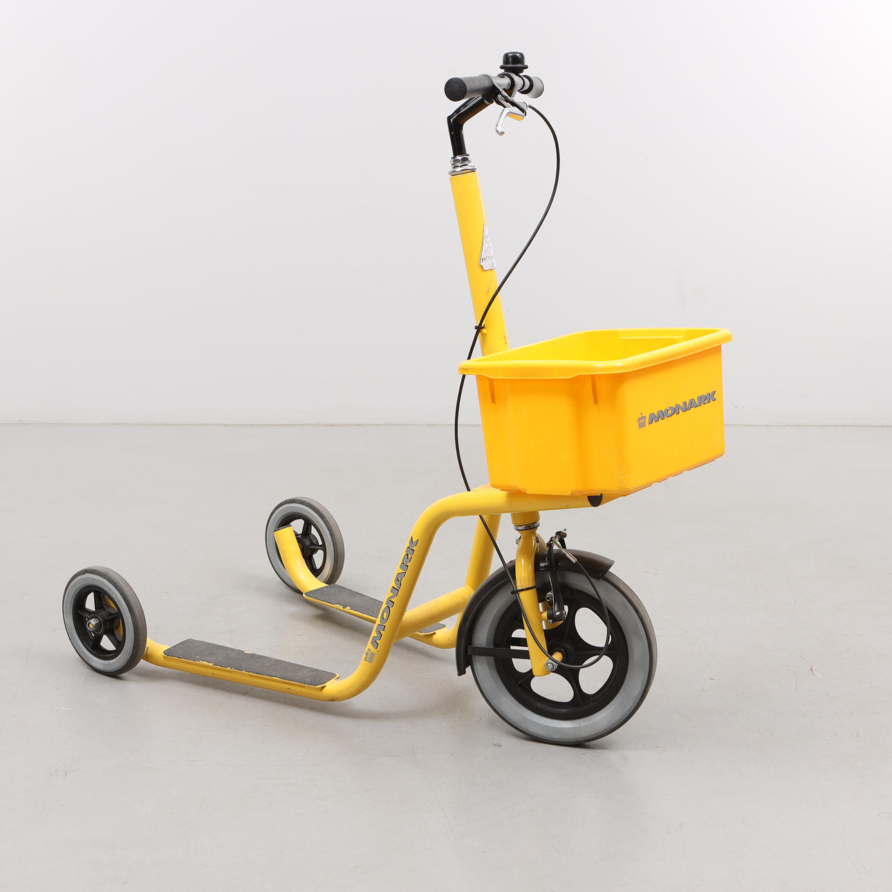 MONARK, Roller, Modell 662.