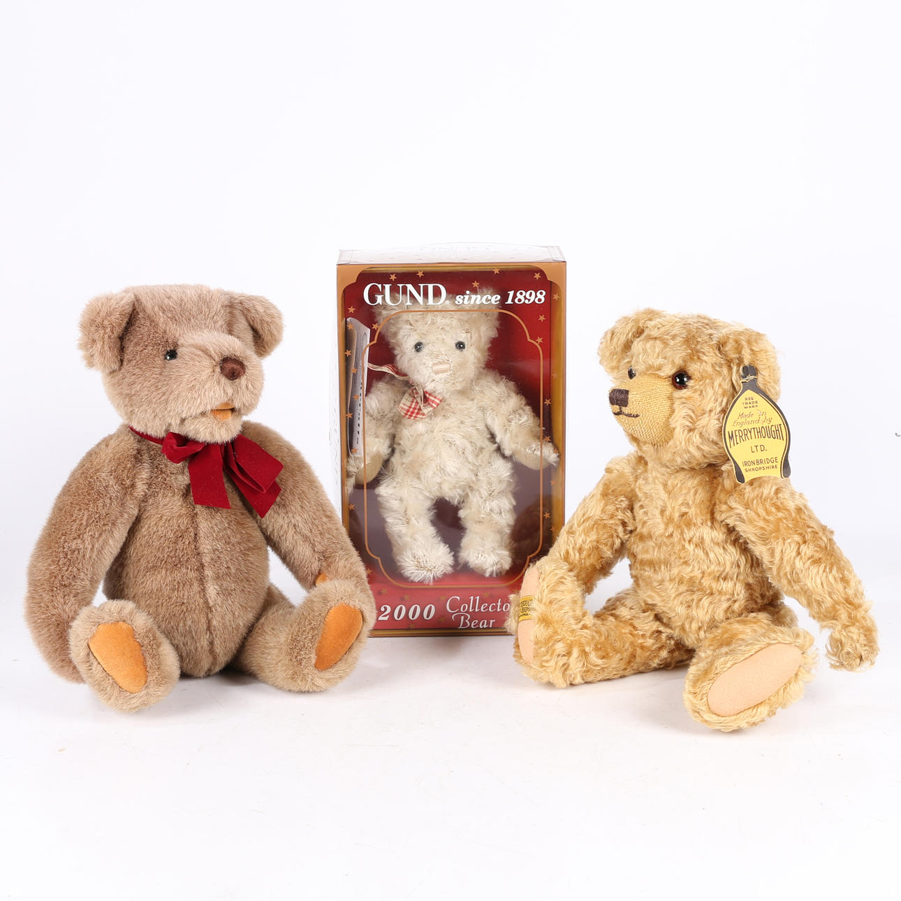 TRES OSITOS DE PELUCHE, EJEMPLOS DE MERRYTHUGHT/GUND.
