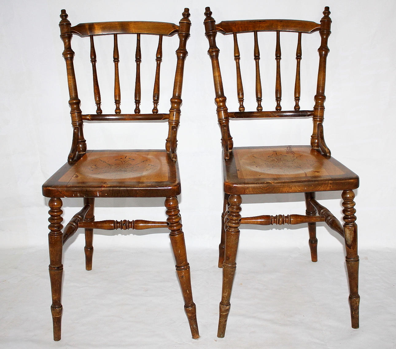 PINNSTOLAR, 2 st, Bröderna Wigells Stolfabrik AB, Malmbäck.