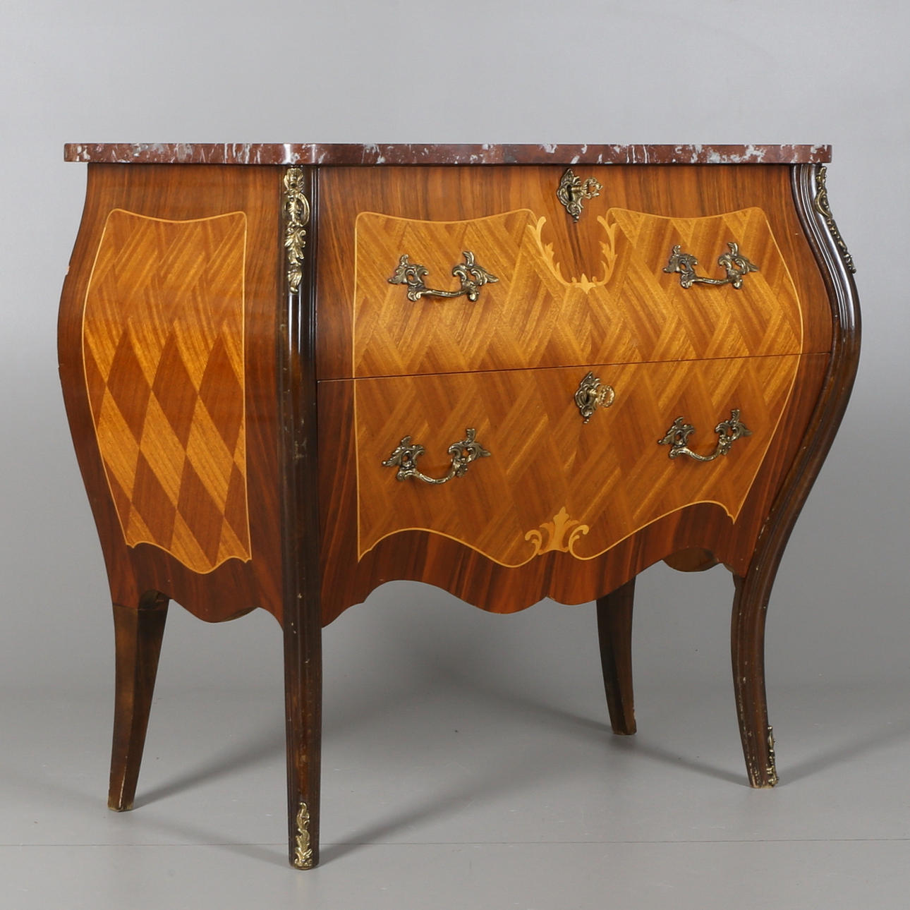 BYRÅ, med marmorskiva, rokokostil, 1900-tal.