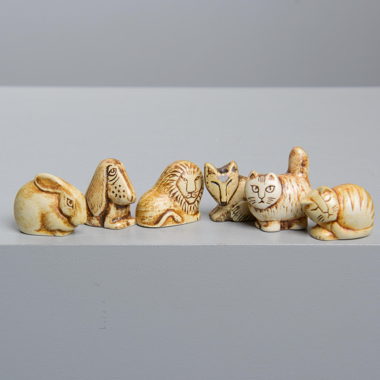 置物 Lisa Larson / Sjolejon / Gustavsberg Lisa Larson for Gustavsberg - Stjärngosse - Sold - Wigerdals