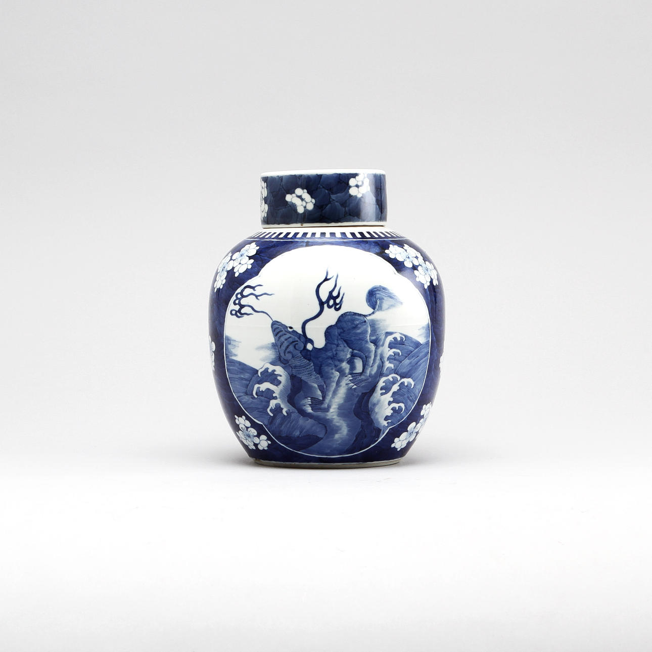 LOCKBOJAN, porslin, Kina, 1800-tal.