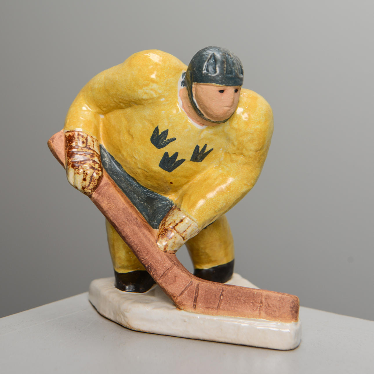 LISA LARSON. Ishockeyspelare (Utespelare), K-studion