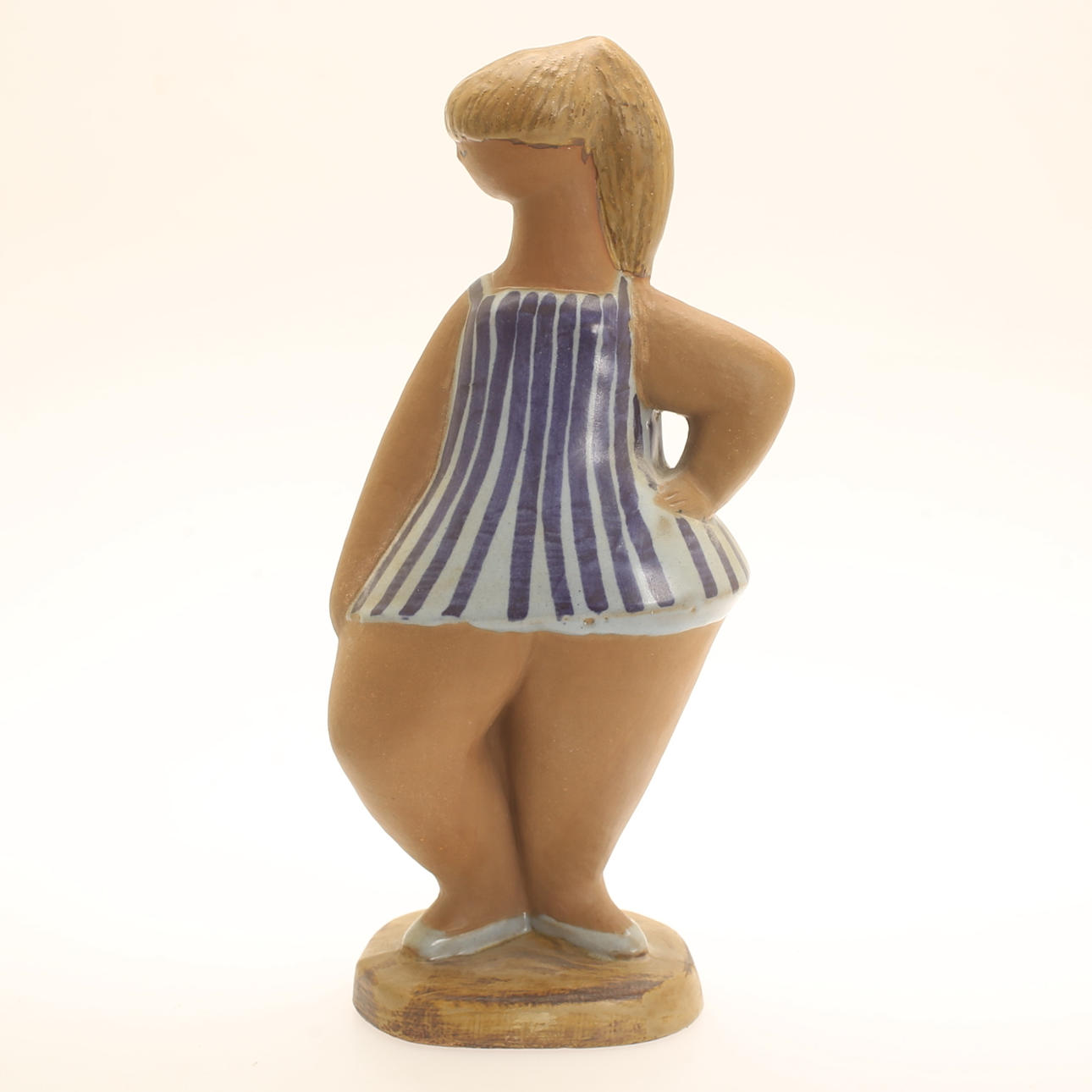 LISA LARSON. Figur, stentøj, „Dora“, Gustavsberg.