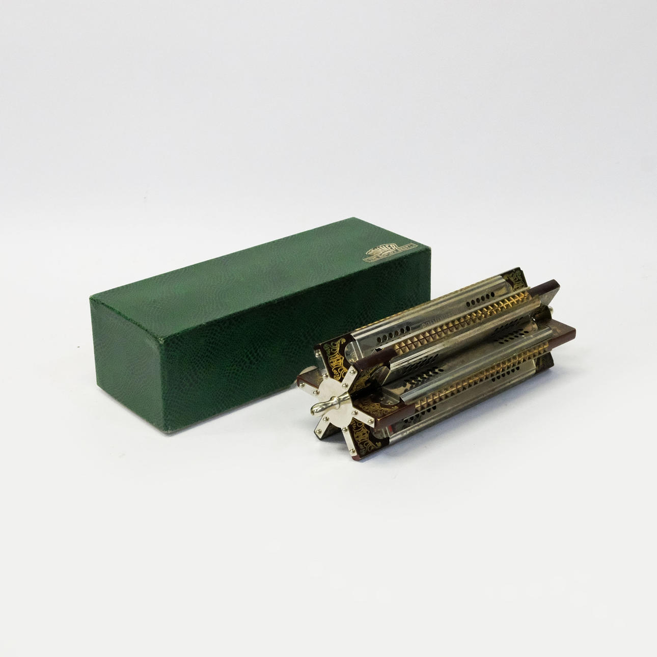 HOHNER. HARMONICA. KREUZWENDER.