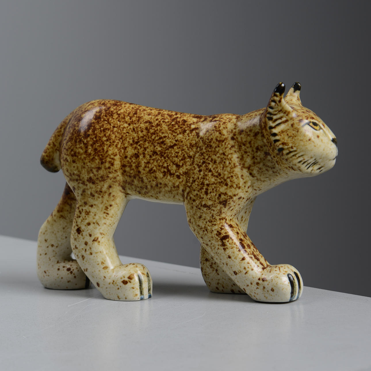 LISA LARSON. Luchs aus der Serie Endangered Animals, für NK (Nordiska  Kompaniet) in Zusammenarbeit mit WWF, Gustavsberg. Keramiken & Porzellan -  Europäisch - Auctionet