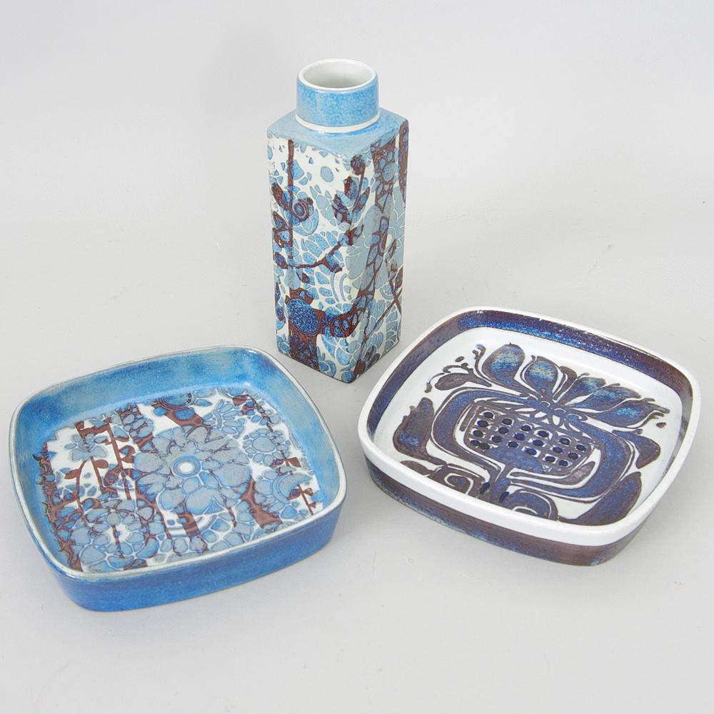 VAS SAMT 2 FAT, fajance, Royal Copenhagen samt Aluminia.