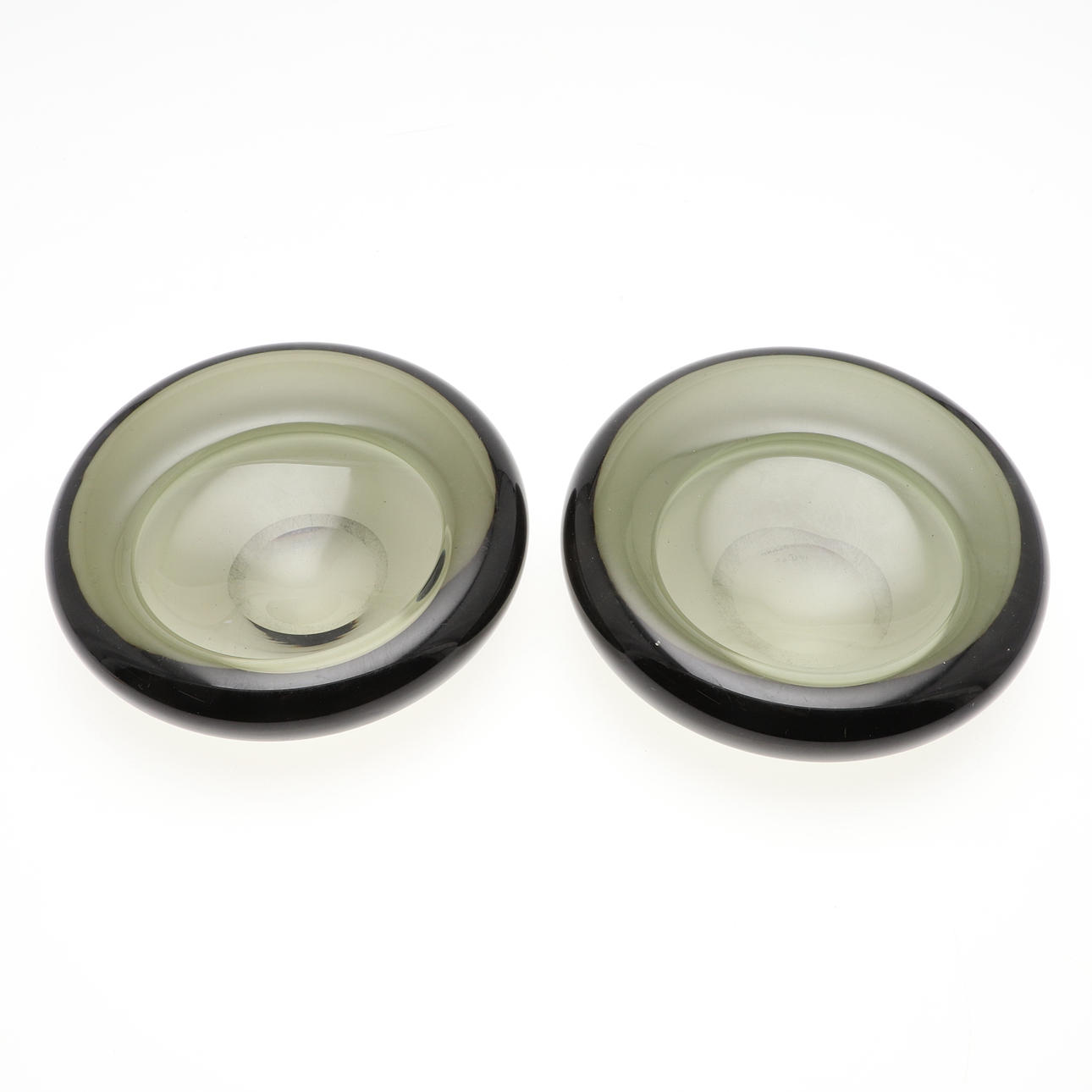 HOLMGAARD. ETT PAR GRÖNA GLASFAT.