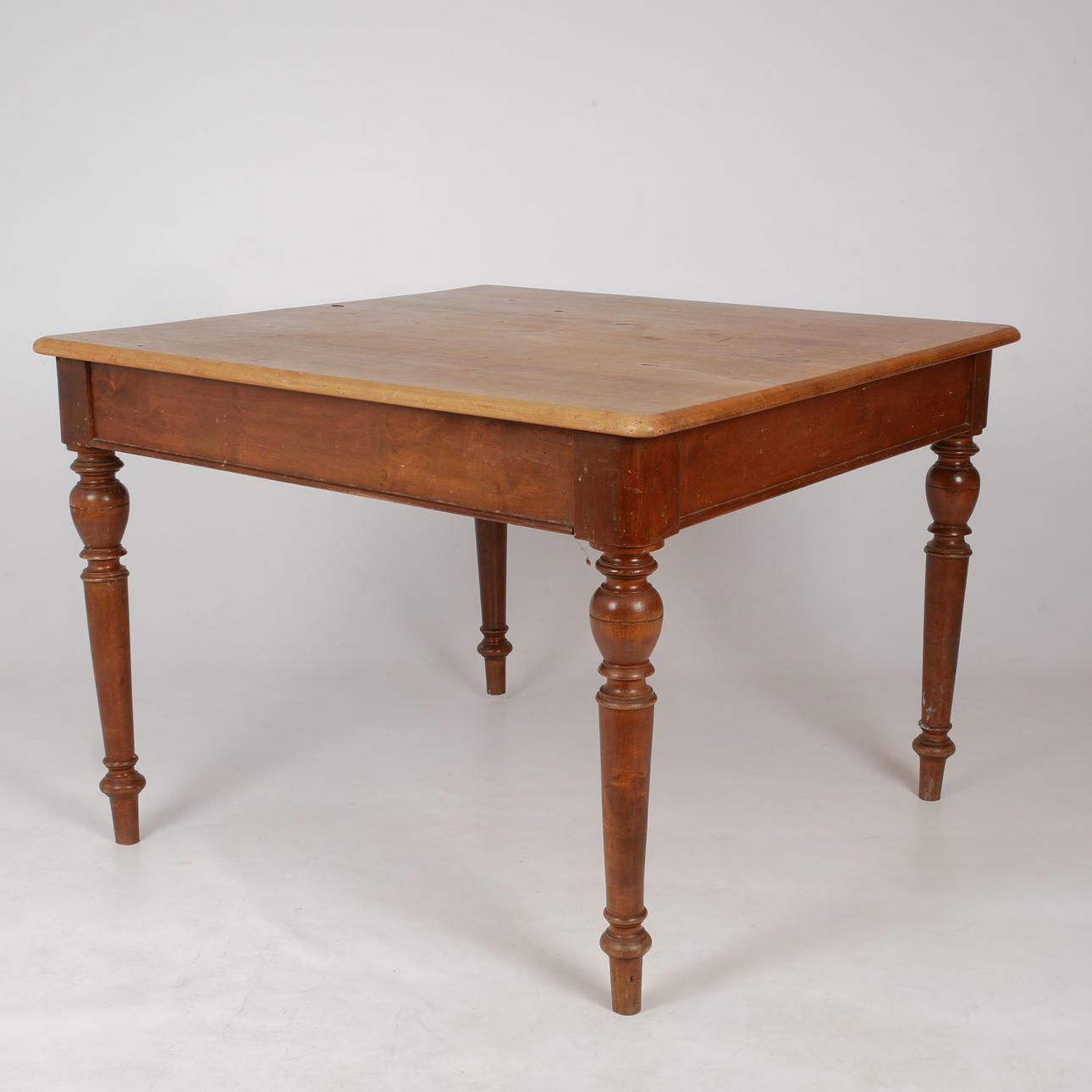Dining table, square, Neo-Renaissance, 1880/90s.