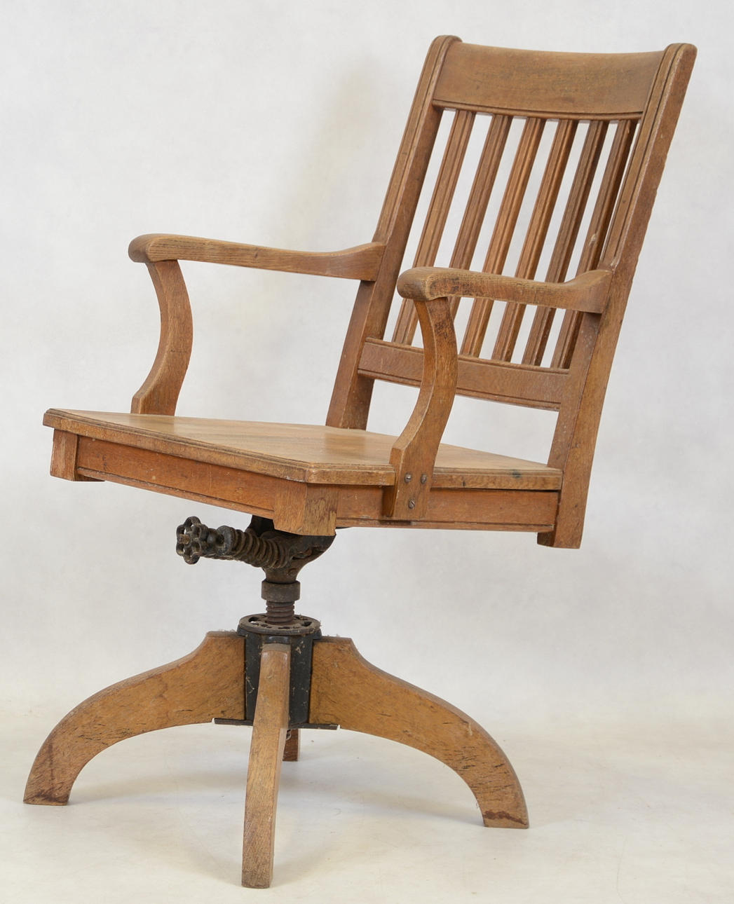 SKRIVBORDSSTOL, Ek samt metall, 1900-talets mitt.