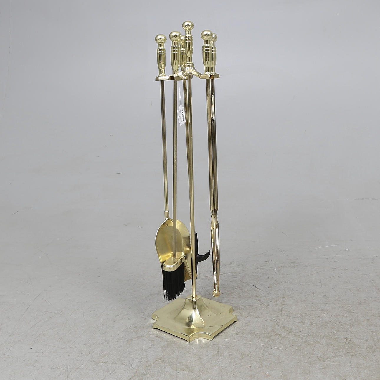 ELDREDSKAP, 5 delar, mässing, 1900-tal.