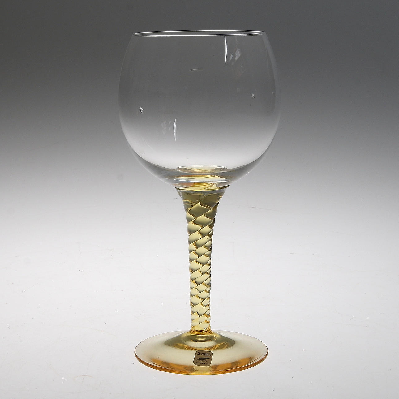 VINGLAS, 10 st, "Twist", Rolf Sinnemark, Älghults glasbruk. 1900-tal.