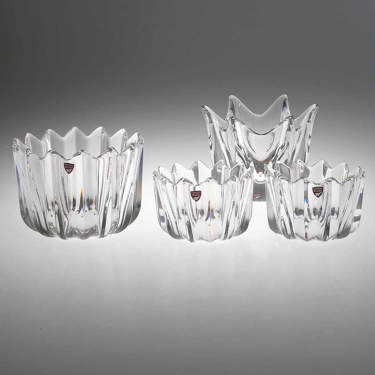 SKÅLAR, 4 st, kristall, bl.a. modell "Fleur", Jan Johansson, Orrefors.