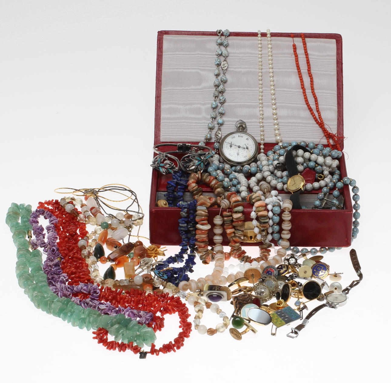 PARTI BIJOUTERIER MED MERA, 1900/2000-tal.