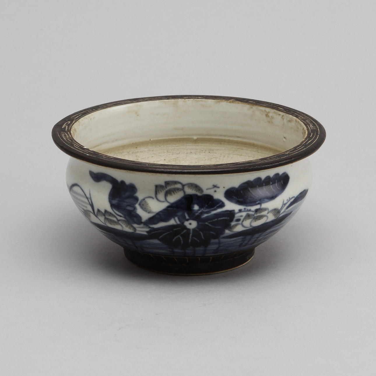 RÖKELSEKAR, porslin, Kina, 1800-tal.