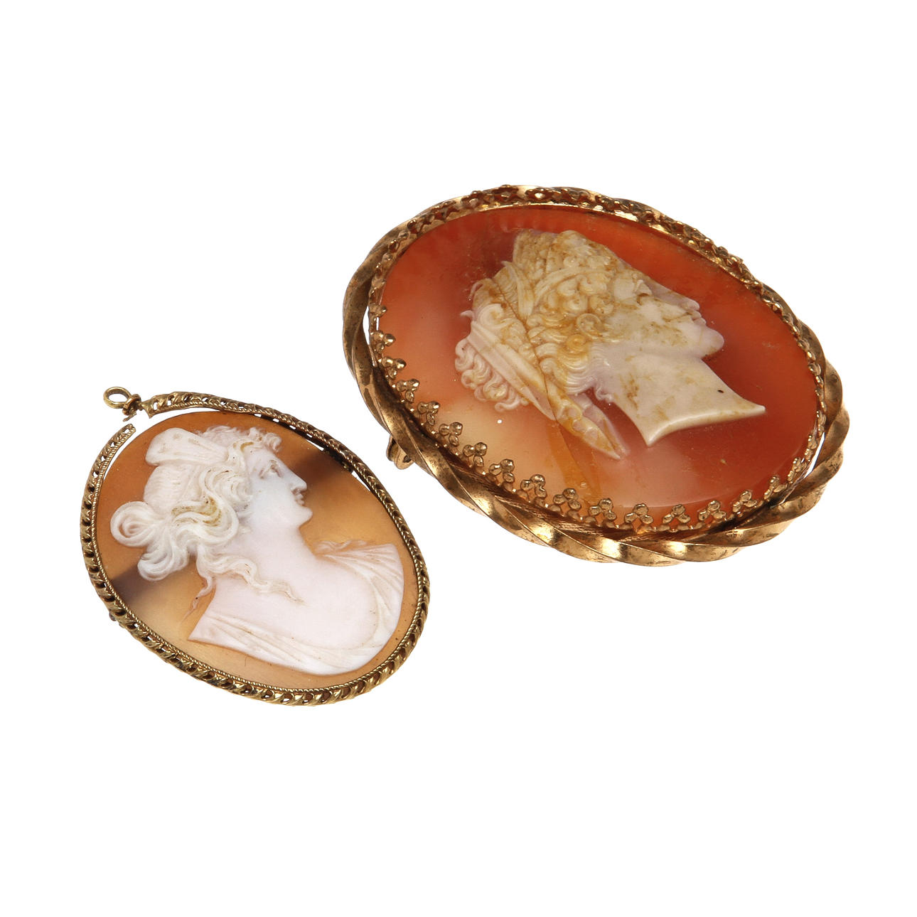 HÄNGE/BROSCHER, 2 st, camé, 1800/1900-tal.