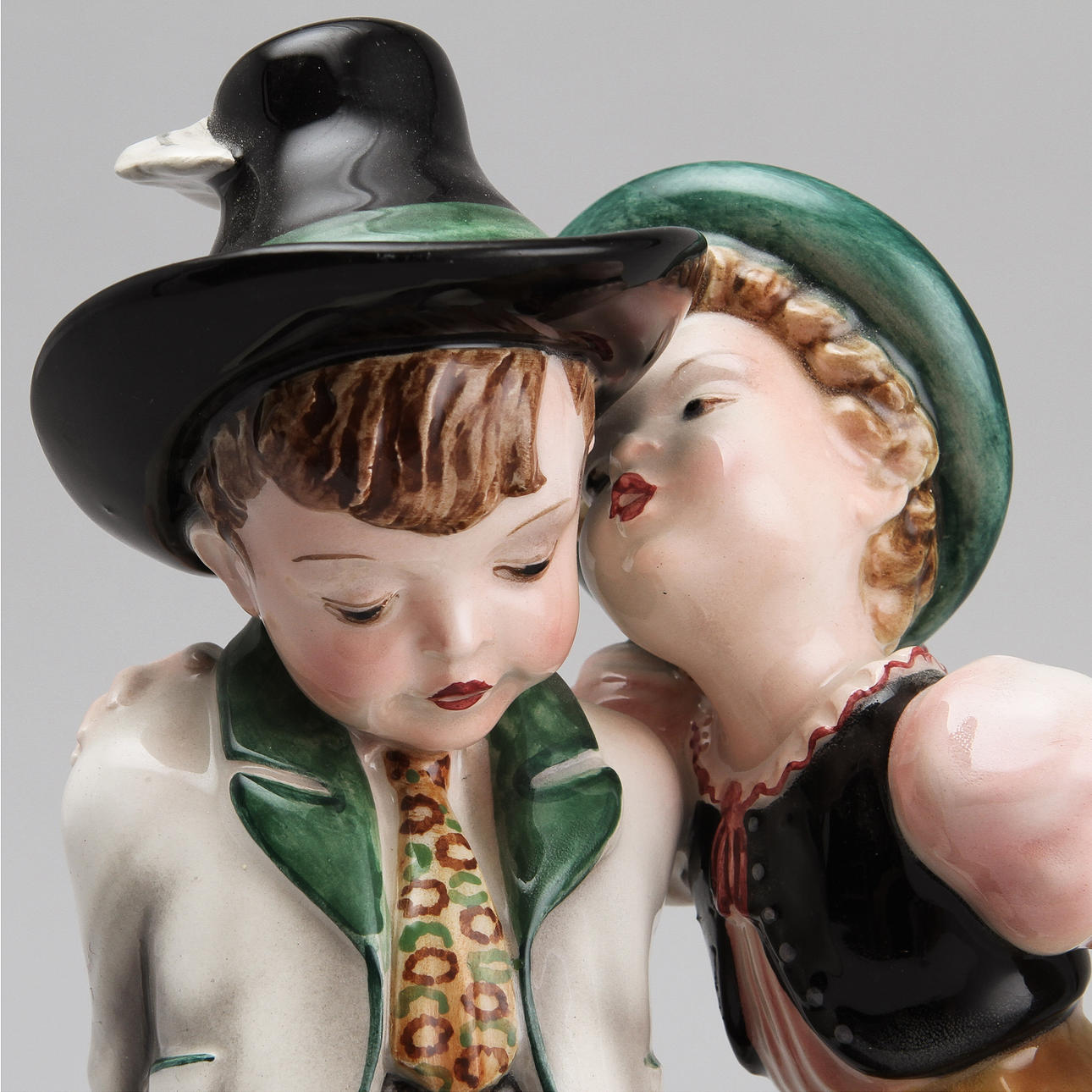 FIGURIN, porslin, Keramos, 1900-tal.