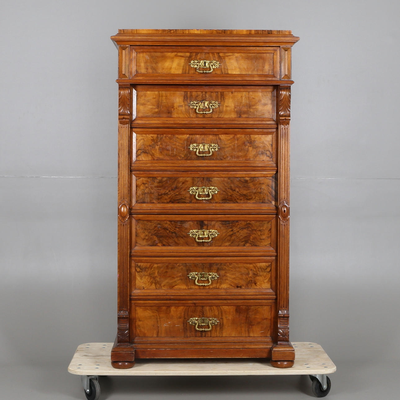 BYRÅ, 7-lådig, 18/1900-tal.