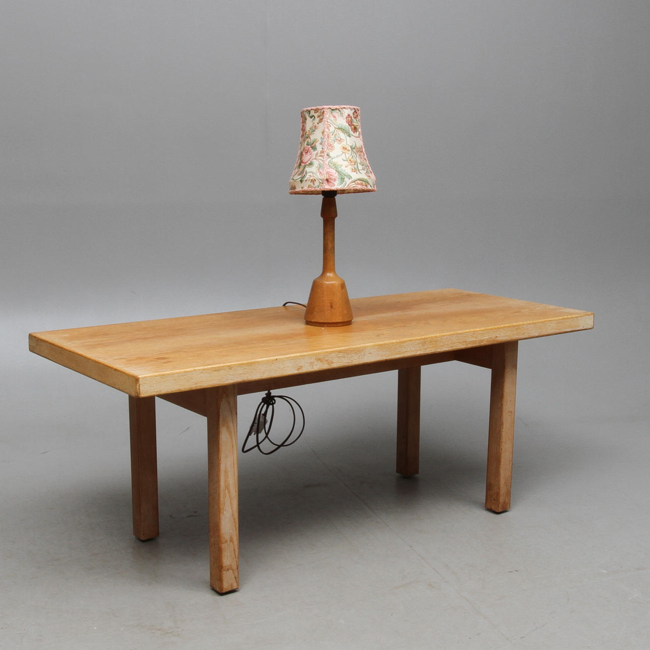 SOFFBORD, ek, BORDSLAMPA, Steneby, 1900-talets andra hälft.